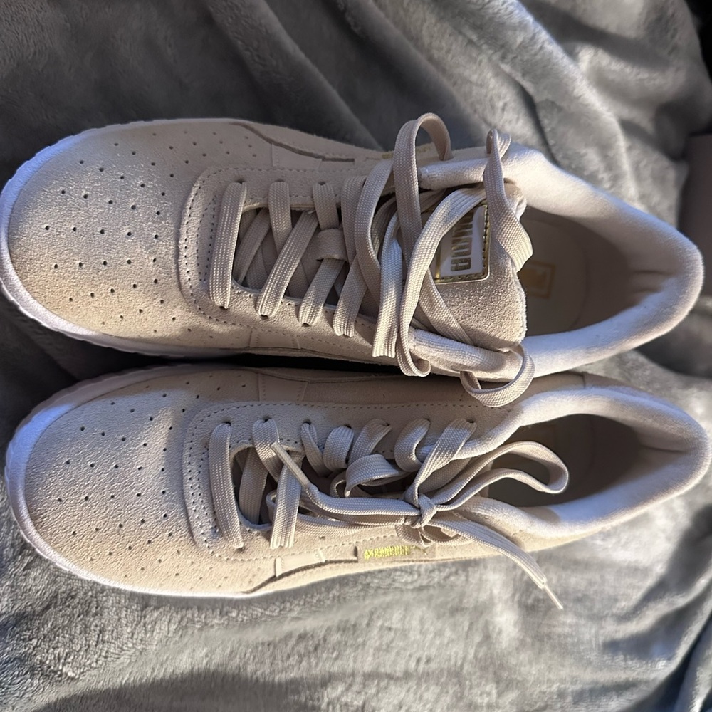 Puma Women’s Cream Suede Platform Sneakers - Picture 2 of 7